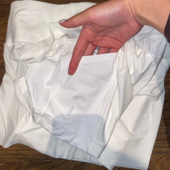 Lululemon Squad Goals 3.5" Short - Picture 7 of 8